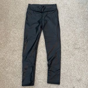 Faux leather leggings fully lined